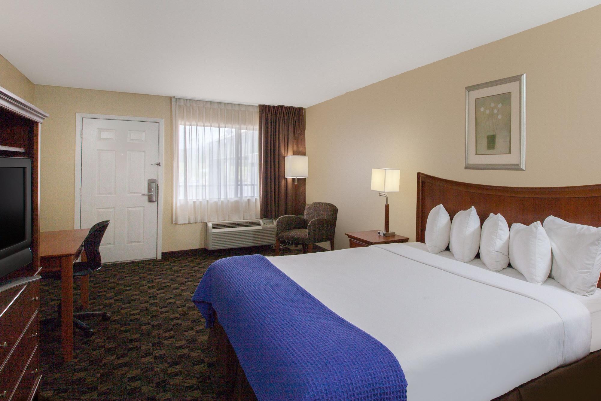 Travelodge By Wyndham Natchitoches Exterior photo