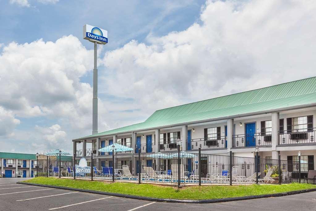 Travelodge By Wyndham Natchitoches Exterior photo